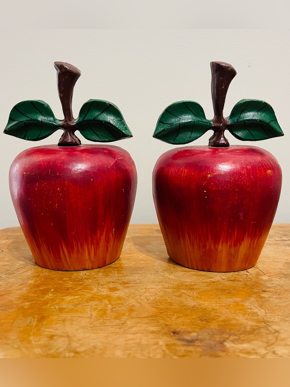 VTG Cast Iron Red Apple Green Leaves Bookends Door Stop